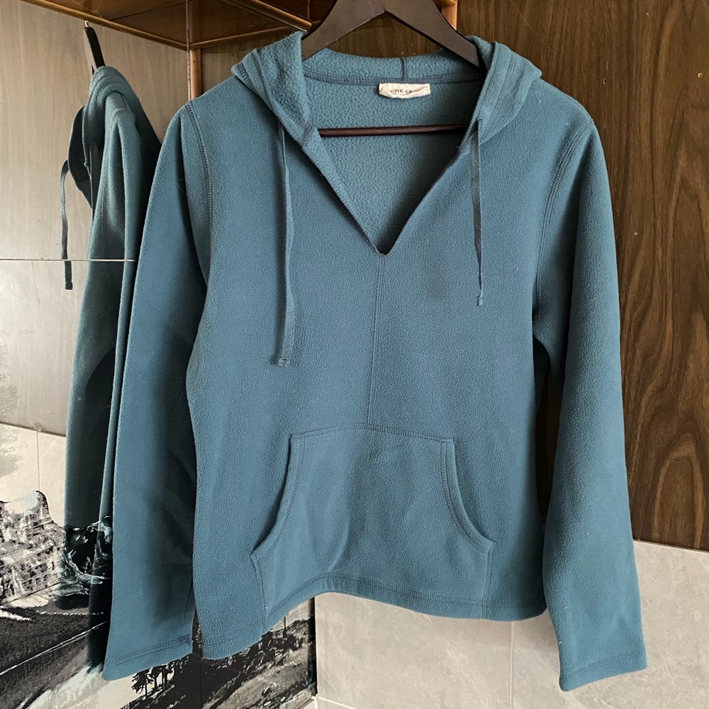 Cache Creek teal fleece hooded sweater